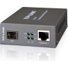MEDIA CONVERTOR TP-LINK RJ45 1000M la slot SFP 1000M cu suport Module MiniGBIC, montabil in sasiu "MC220L"