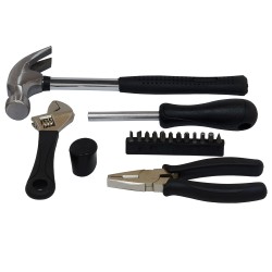 TRUSA scule SPACER contine 1 x ciocan, 1 x patent, 1 x surubelnita, 12 x capete surubelnita, 1 x cheie reglabila, 1 x protectie 