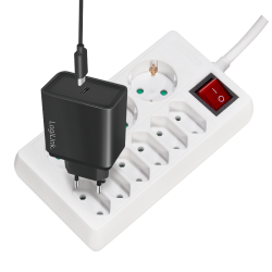PRELUNGITOR LOGILINK, Schuko x 3 + Euro skt x 6, cablu 3G 1.5mm2, 230 V/16 A, 50 Hz, max. 3500 W, buton intrerupator iluminat, I