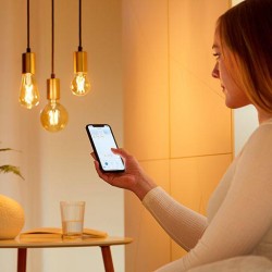 BEC smart LED Philips, soclu E27, putere 6.7W, forma lumanare, lumina toate nuantele de alb, alimentare 220 - 240 V, "0000087186
